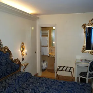 Vecellio Hotel Venice